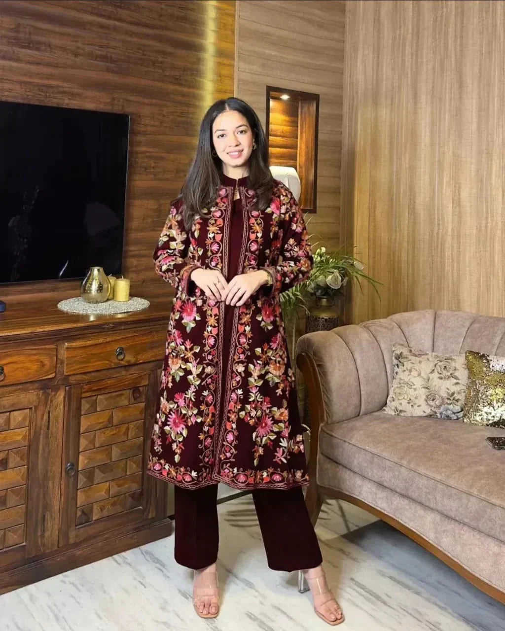 Heavy Embroidery 3 Pcs Suit Artical Embroidery Gown :With: Inner + Gown + Trouser 3 Pcs Suit