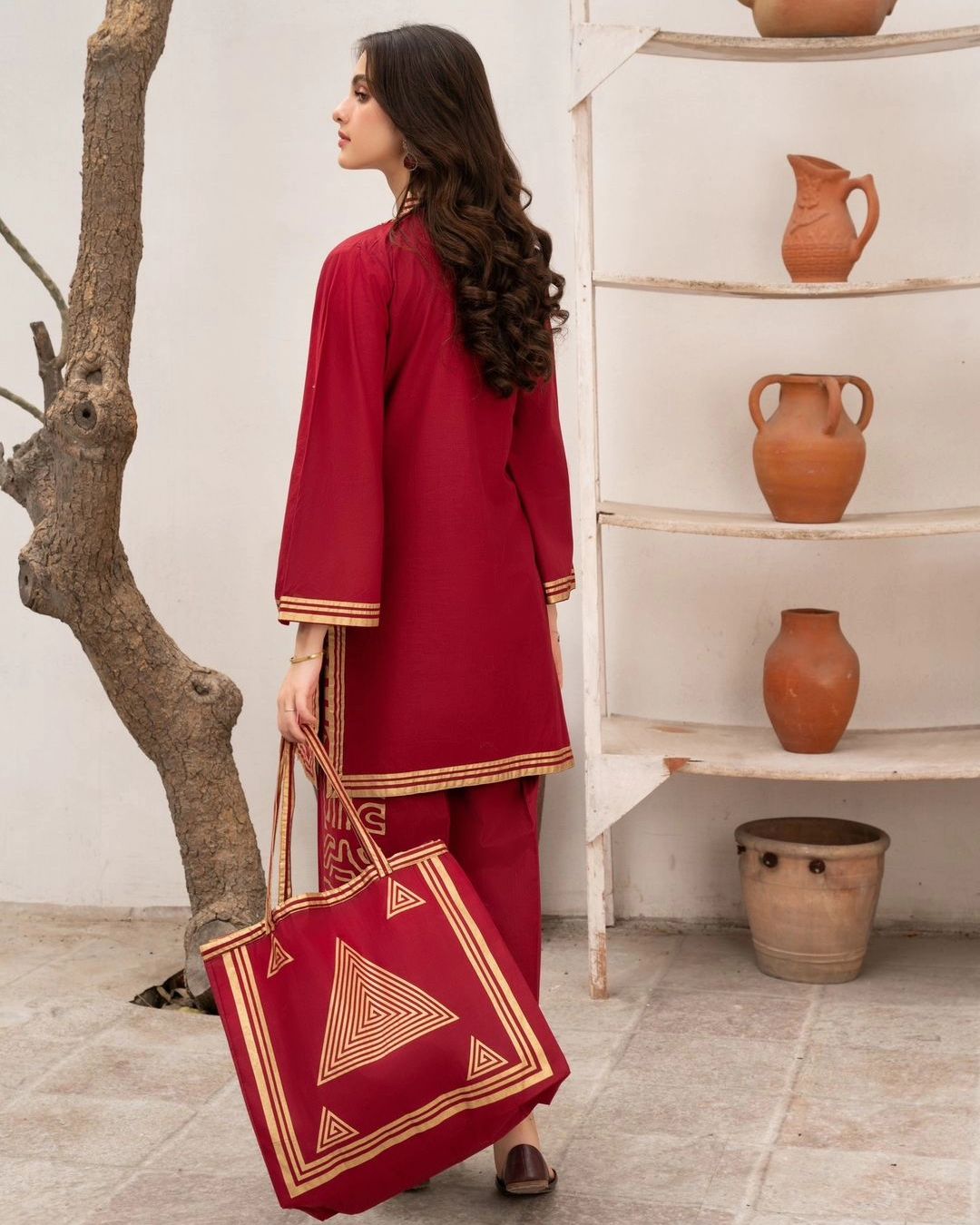 OFF White pyramid 2 pc + Free Gifted Bag